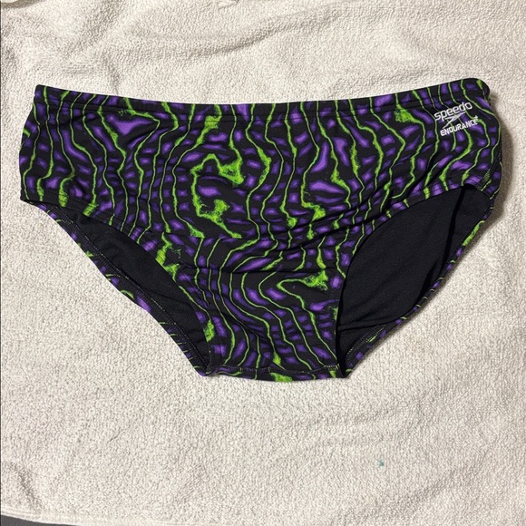 Speedo Black and Green Patterned Swim Briefs - Picture 1 of 4